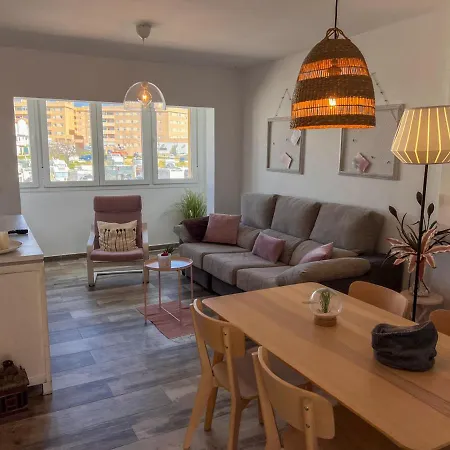 Cozy House - Eolo - Parking Wifi Apartment